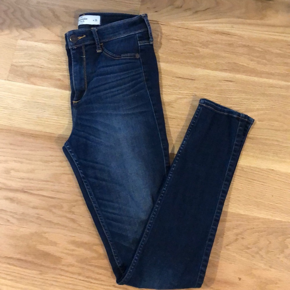 Abercrombie & Fitch High Rise Super Skinny Jeans